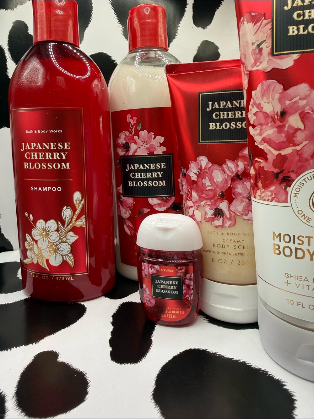 Bath & Body Works Japanese Cherry Blossom Moisturizing Body Care Set